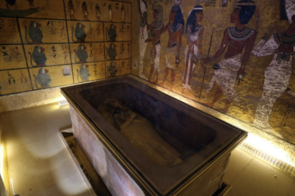 La tumba de Tutankamón enfrenta riesgo de colapso por daños estructurales